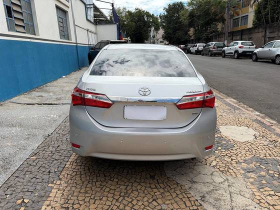 TOYOTA COROLLA 1.8 GLI 16V FLEX 4P AUTOMÁTICO